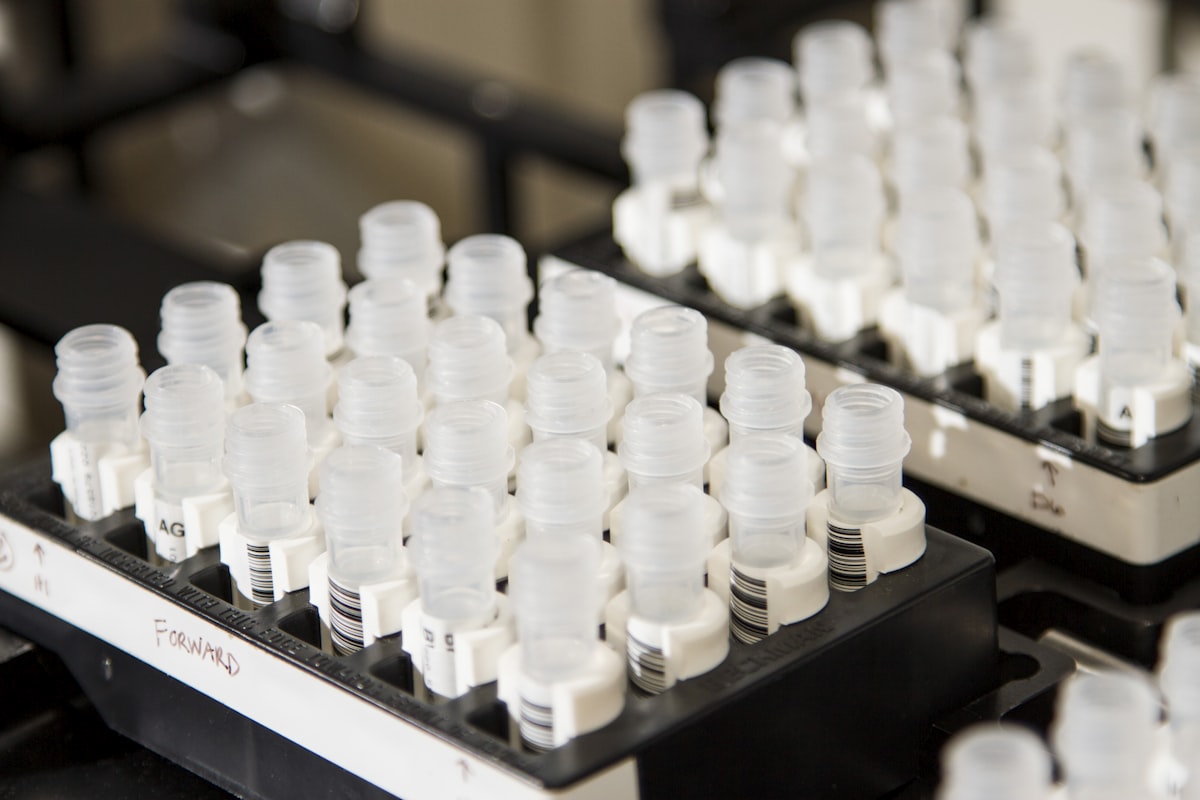 Insumos de operación y mantenimiento preventivo para laboratorio